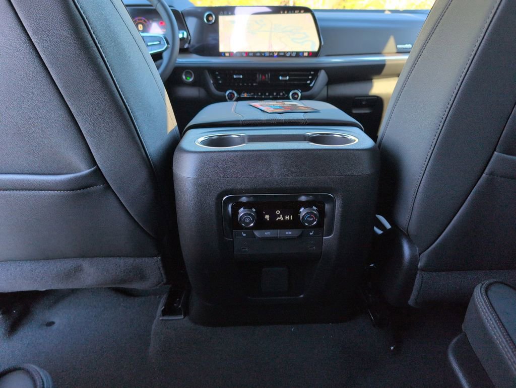 New 2026 Chevrolet Suburban High Country image 31