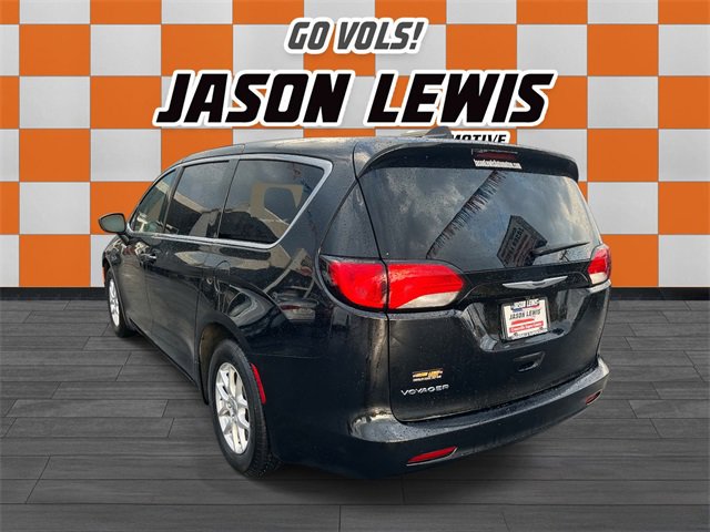 Used 2024 Chrysler Voyager LX image 6