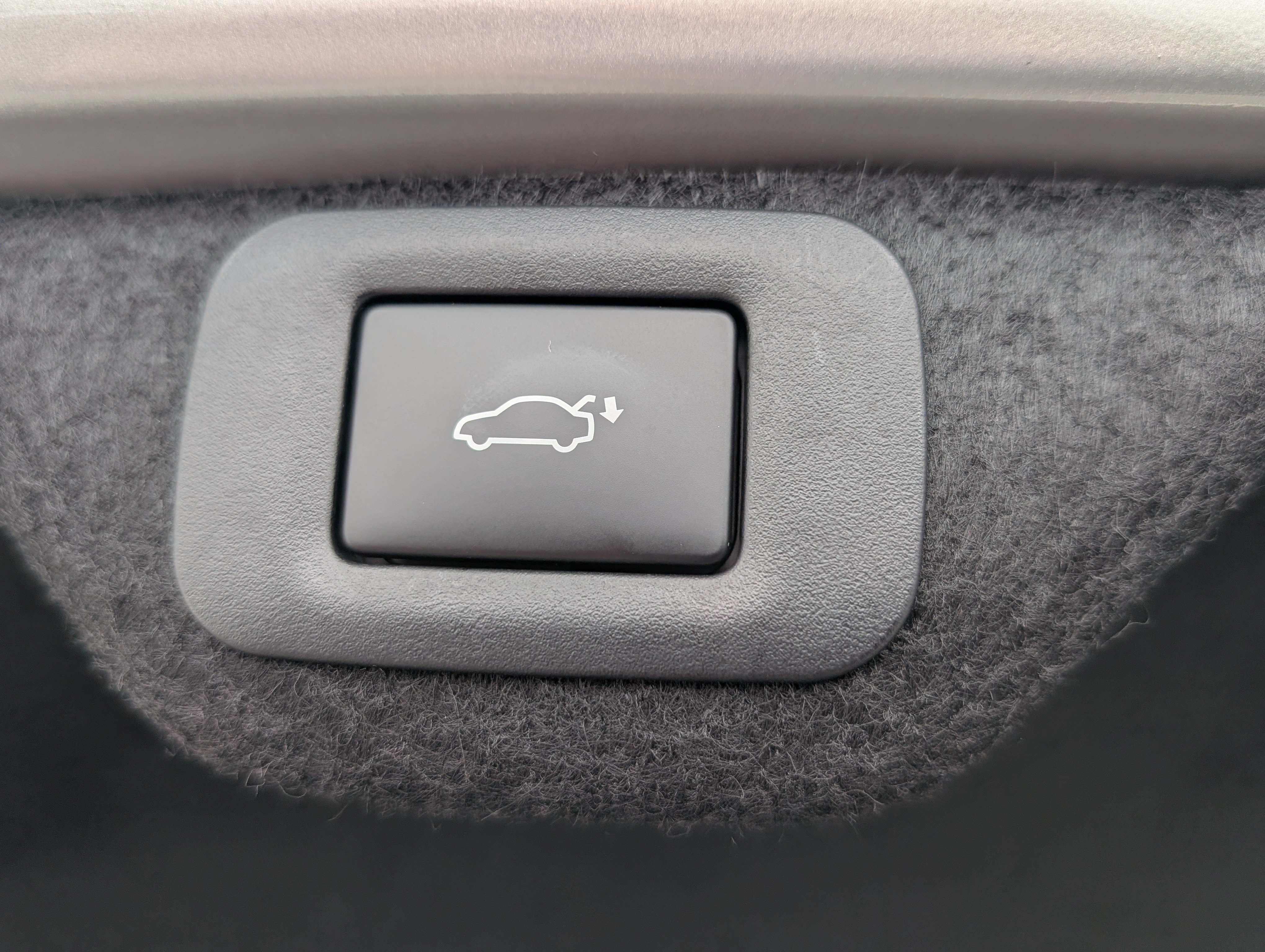 Certified 2025 Lexus ES 300h w/ Premium Package image 14