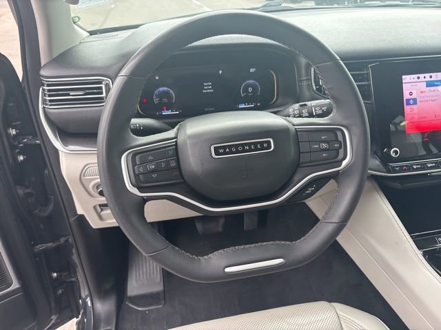 Used 2022 Jeep Wagoneer Series I w/ Premium Group I AWD/4WD image 32