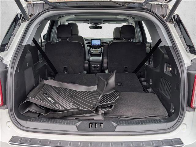 Used 2023 Ford Explorer Limited w/ Equipment Group 301A image 6