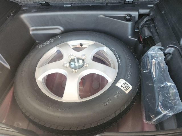 Certified 2024 Jeep Grand Cherokee Laredo X RWD image 48