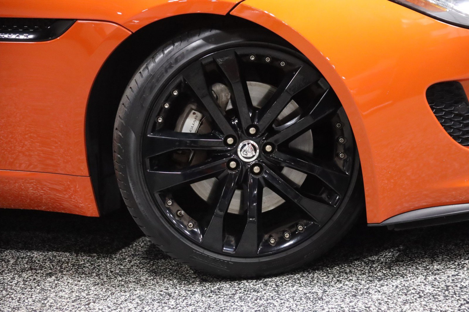 Used 2014 Jaguar F-TYPE Convertible image 4