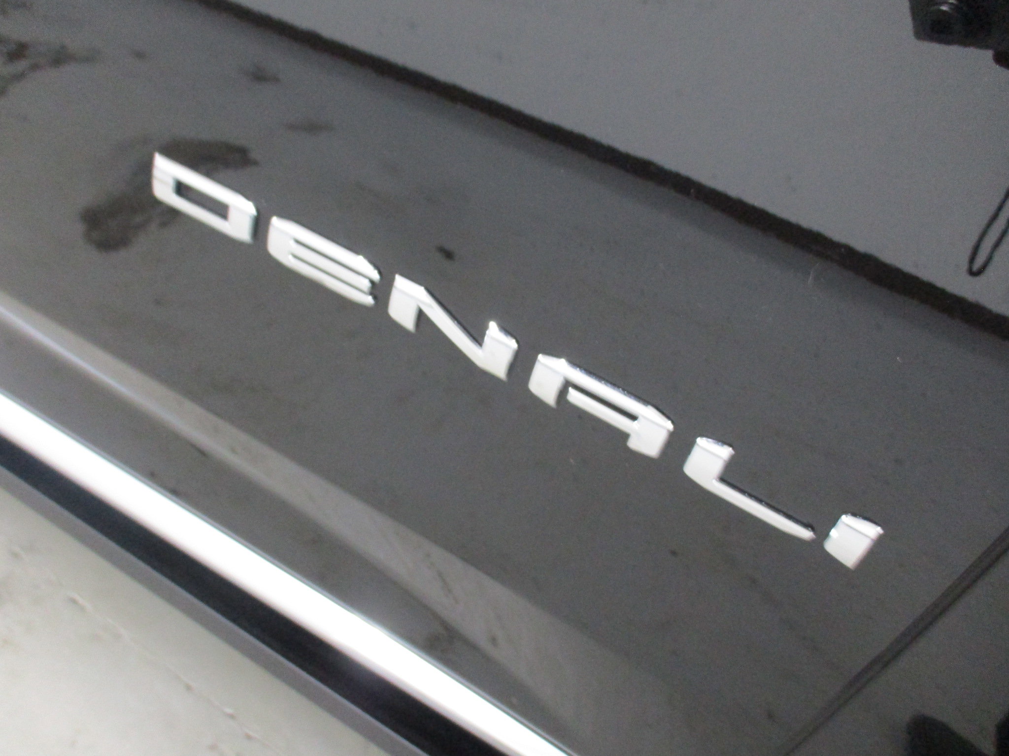 New 2026 GMC Yukon Denali w/ Sun & Power Step Package AWD/4WD image 5