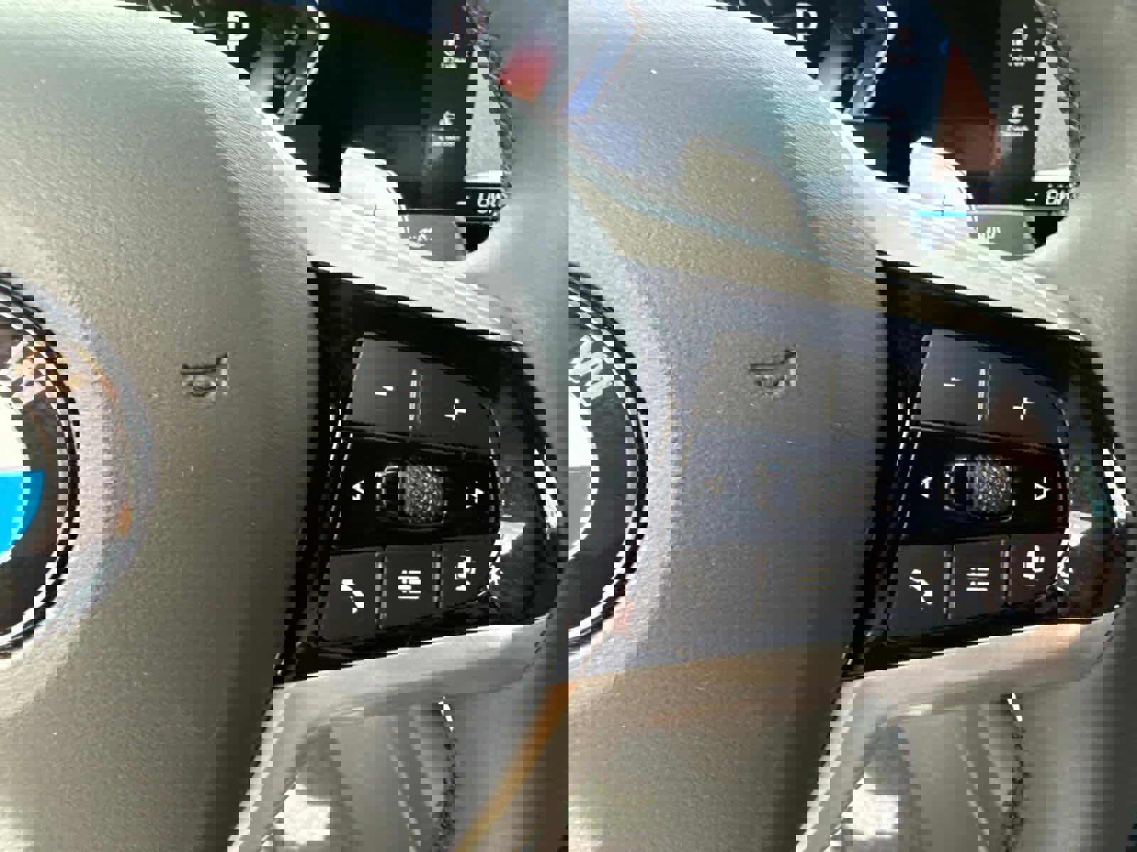 Certified 2025 BMW 330i Sedan w/ Convenience Package image 30