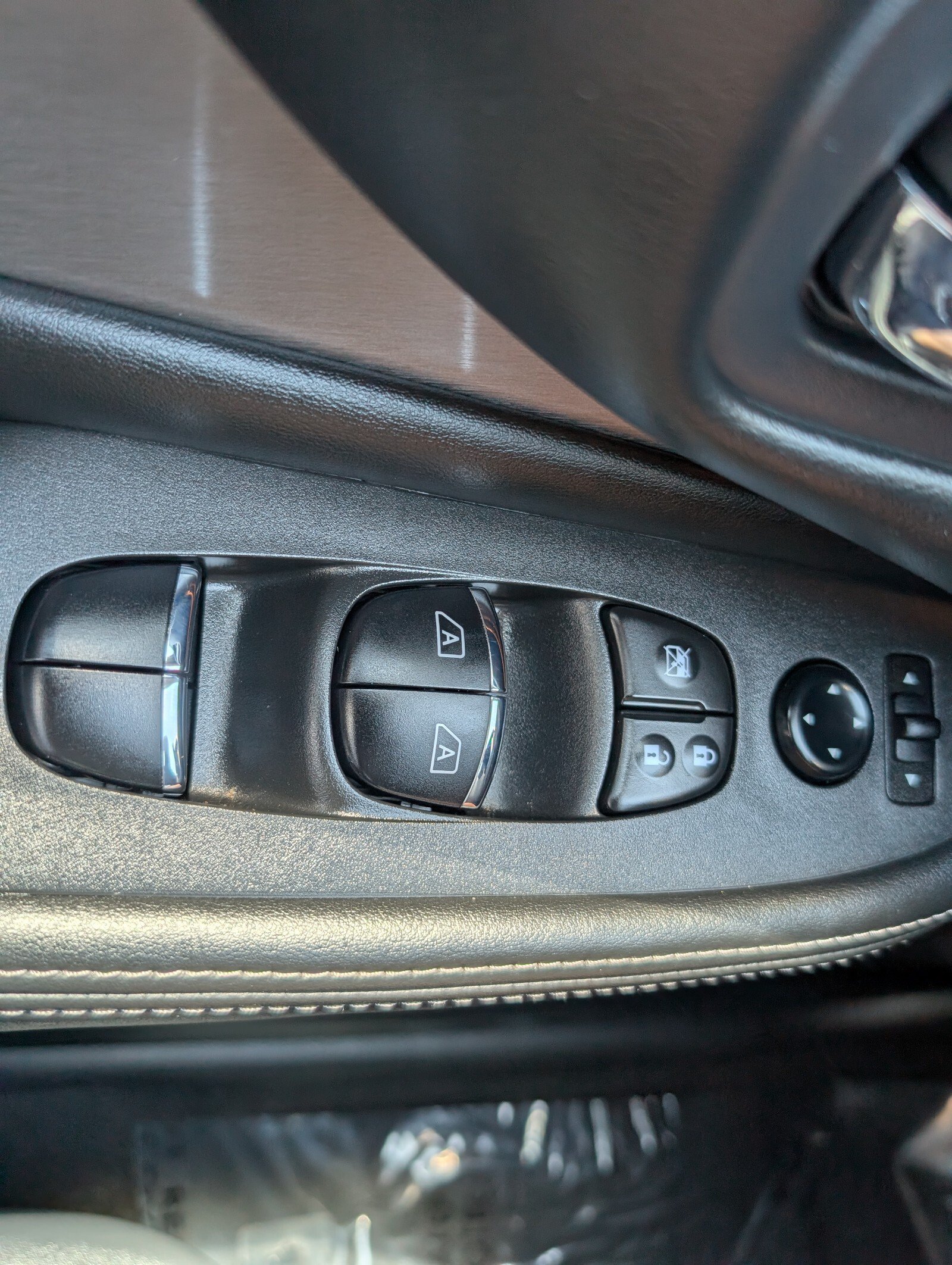 Certified 2024 Nissan Murano SL FWD image 36