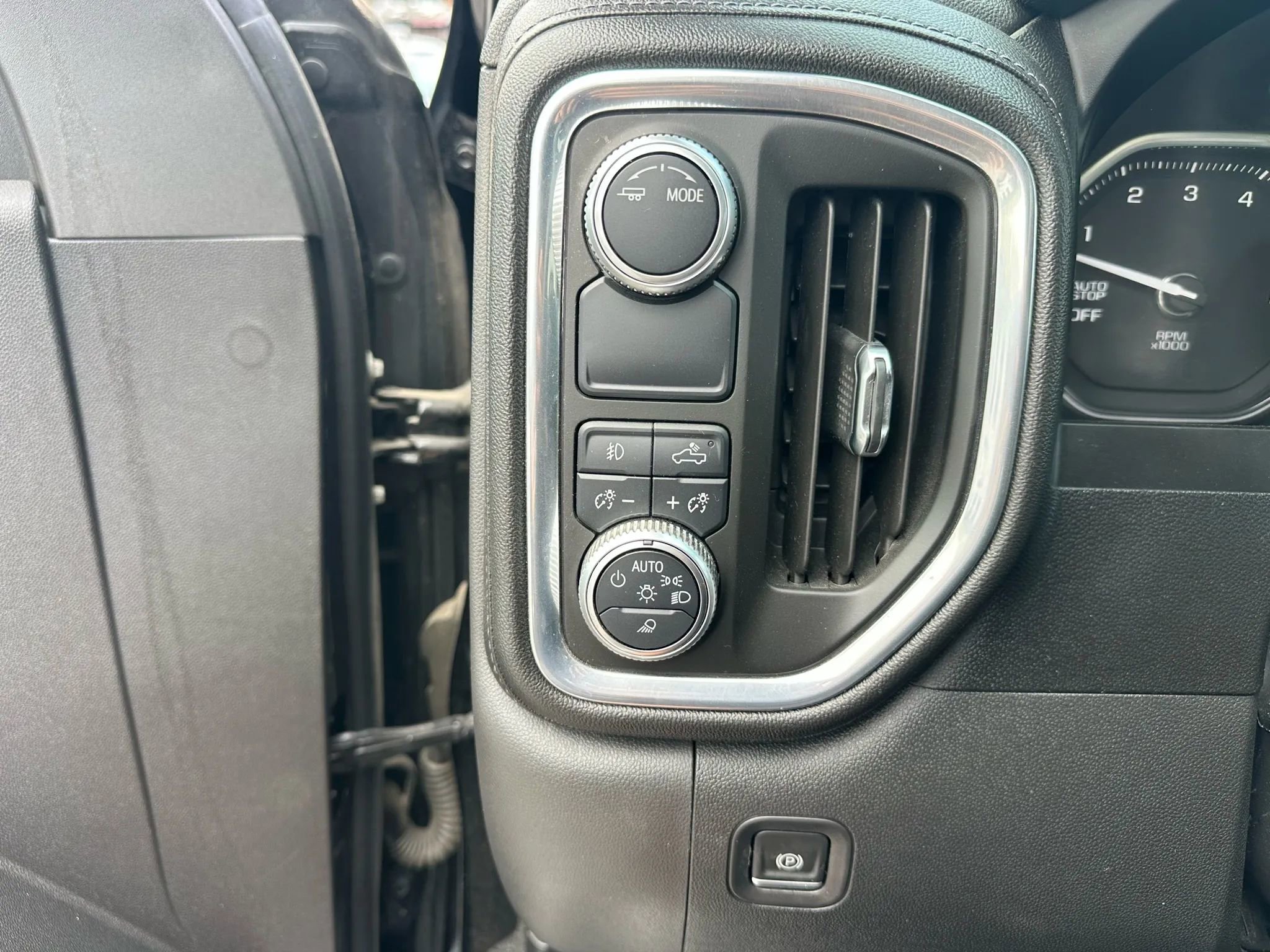 Used 2020 GMC Sierra 1500 Denali image 22
