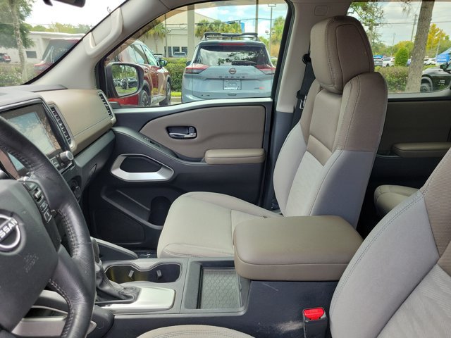 Used 2022 Nissan Frontier SV RWD image 17