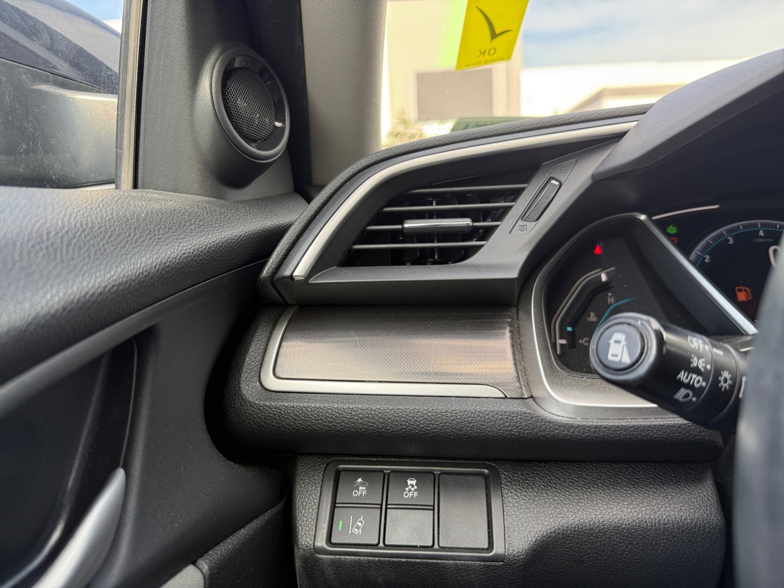 Used 2020 Honda Civic EX image 16