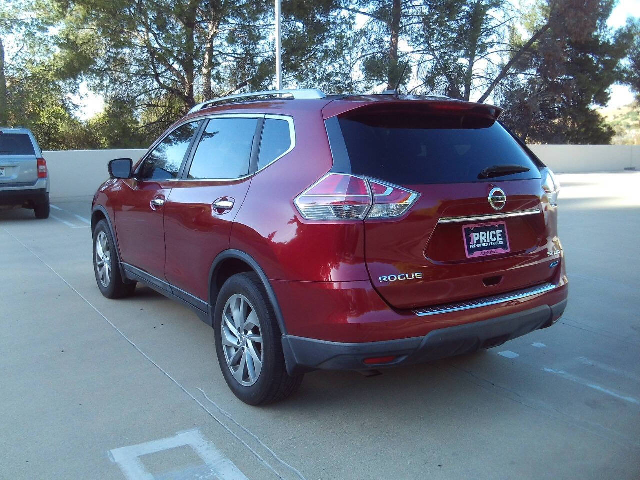Used 2014 Nissan Rogue SL AWD/4WD image 5
