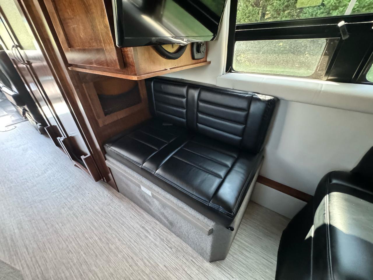 Used 2017 Mercedes-Benz Sprinter 3500 image 31