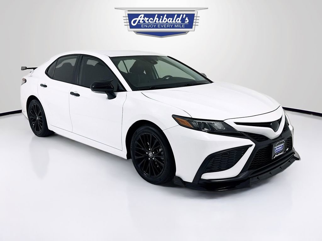Used 2022 Toyota Camry SE