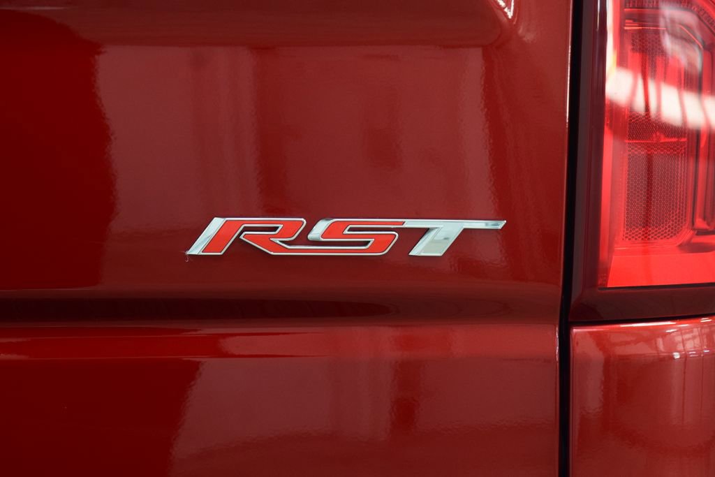 Used 2025 Chevrolet Silverado 1500 RST AWD/4WD image 23
