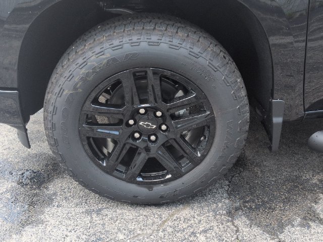 New 2026 Chevrolet Silverado 1500 Custom w/ Turbomax Blackout Package AWD/4WD image 39
