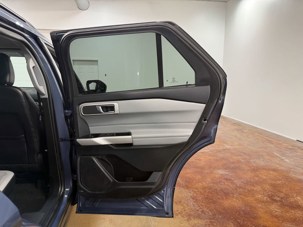 Used 2021 Ford Explorer XLT w/ Equipment Group 202A image 58