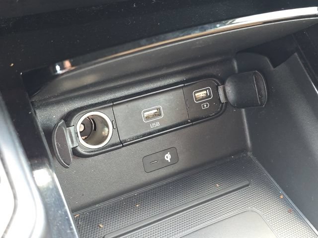 Used 2022 Kia Telluride SX w/ Towing Package FWD image 38