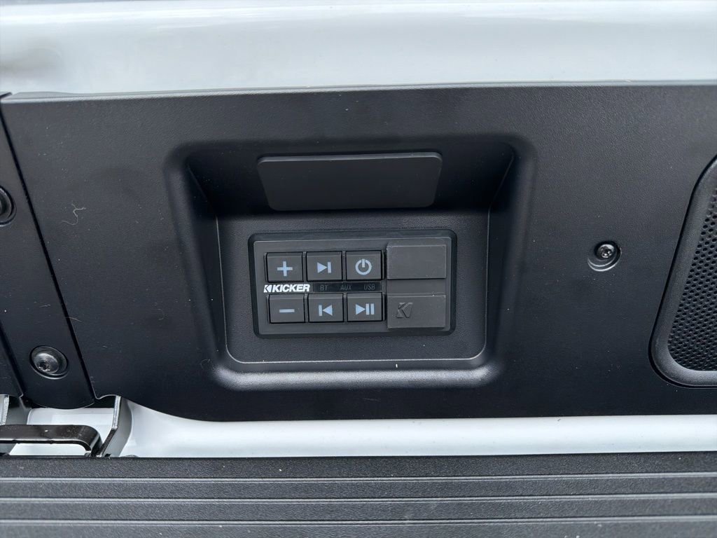 New 2026 Chevrolet Silverado 2500 ZR2 w/ LPO, Dark Essentials Package AWD/4WD image 15