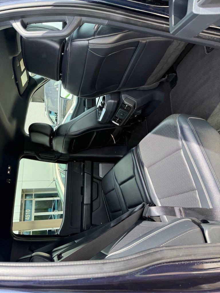 Used 2025 Ford F150 Lariat AWD/4WD image 14