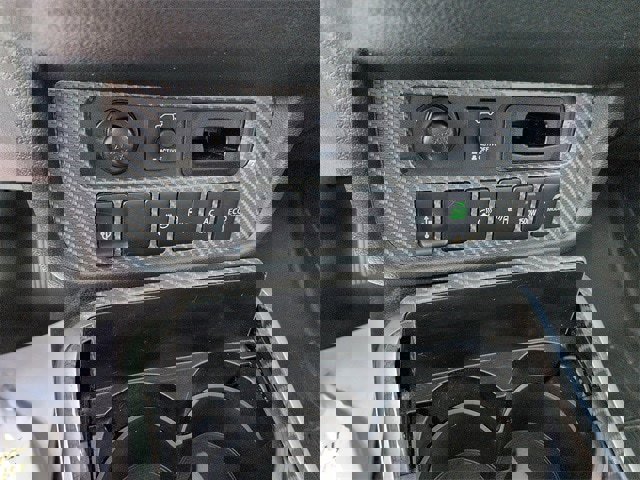 Used 2020 Mitsubishi Outlander GT image 25