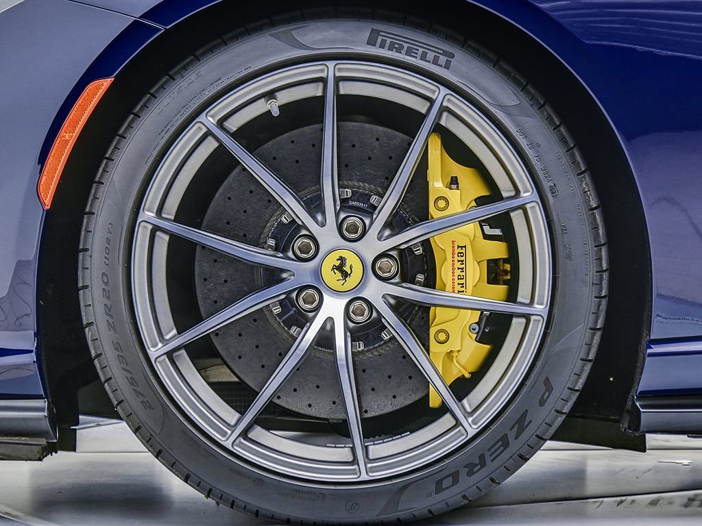 Certified 2022 Ferrari 812 GTS RWD image 31