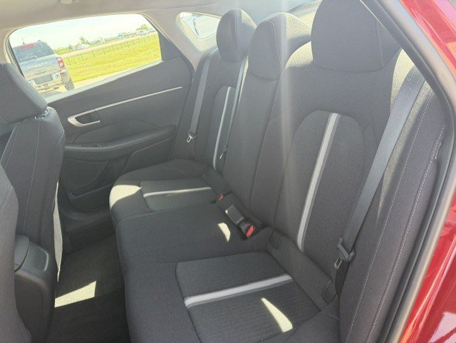 Used 2025 Hyundai Sonata SE FWD image 23