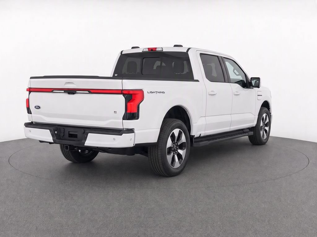 Used 2023 Ford F150 Lightning Platinum AWD/4WD image 6