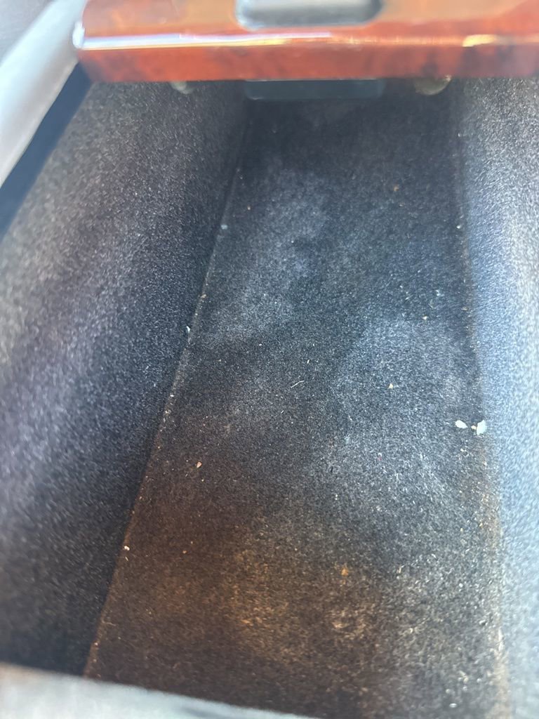 Used 1995 Mercedes-Benz E 320 Convertible image 38