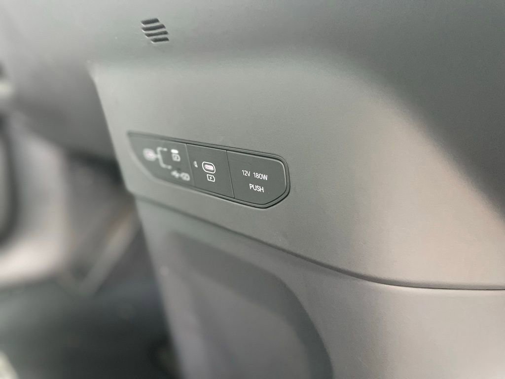 Used 2024 Kia EV9 Wind AWD/4WD image 26