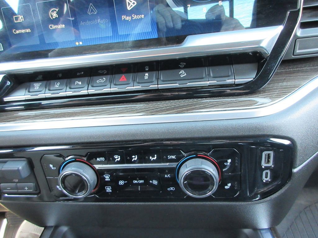 Certified 2024 Chevrolet Silverado 3500 LT w/ All Star Edition image 35