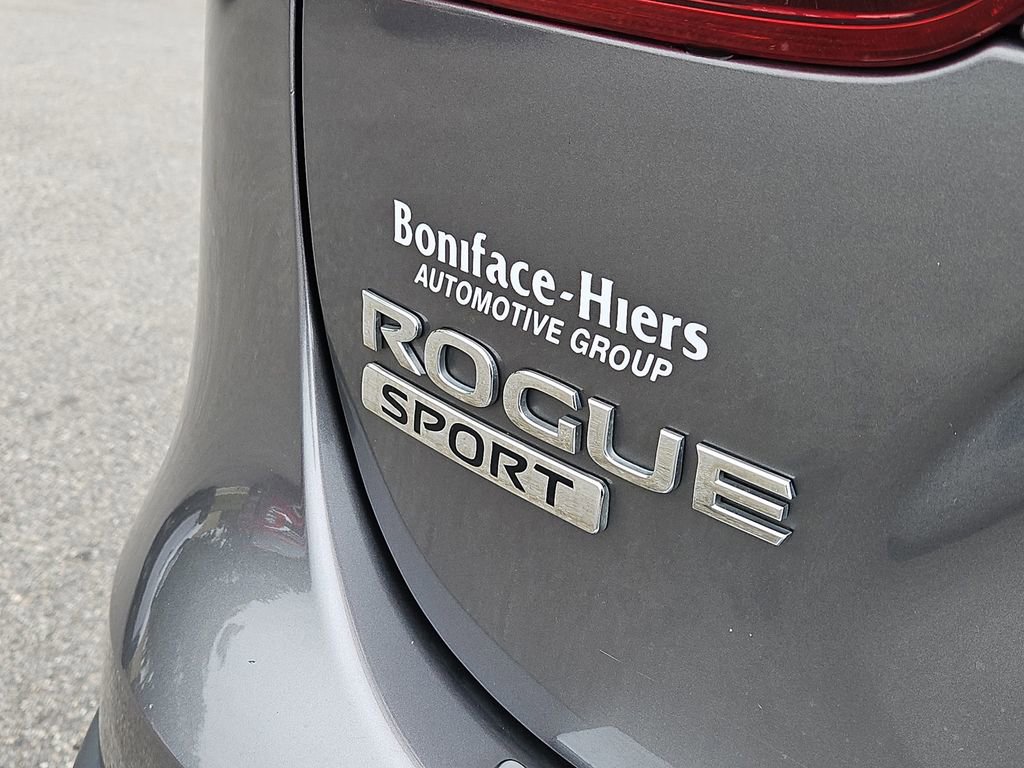Used 2021 Nissan Rogue Sport S image 7