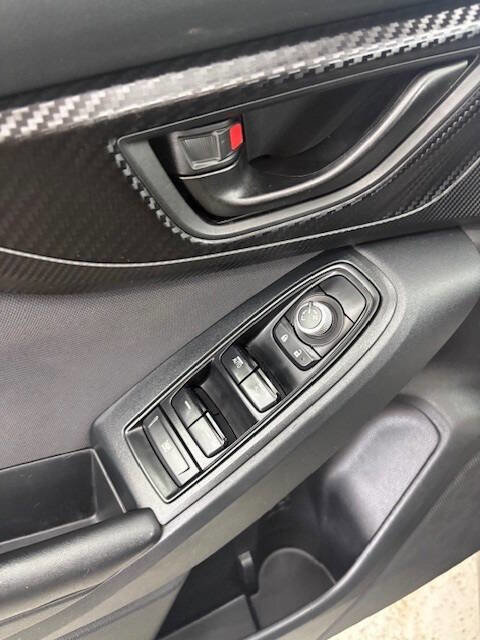 Used 2020 Subaru Crosstrek 2.0i Premium image 16