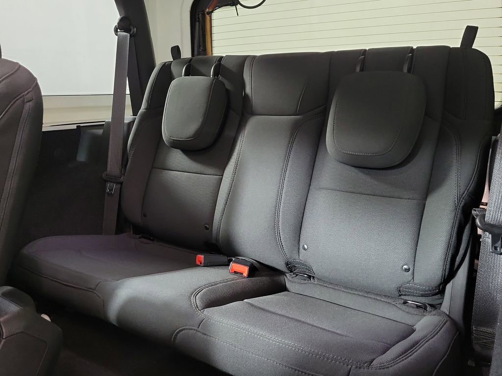 Used 2023 Jeep Wrangler Sport AWD/4WD image 24