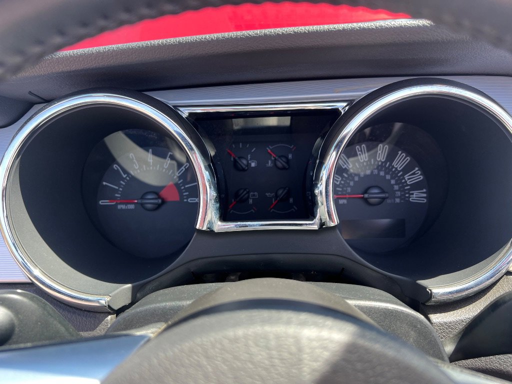 Used 2005 Ford Mustang GT image 14