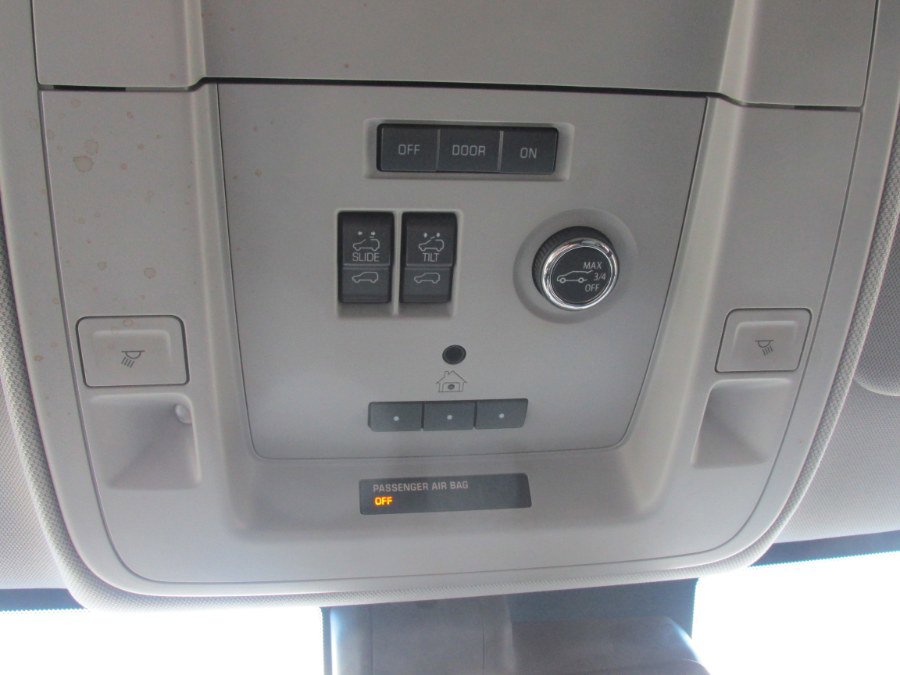 Used 2019 GMC Yukon XL SLT w/ Premium Edition image 44