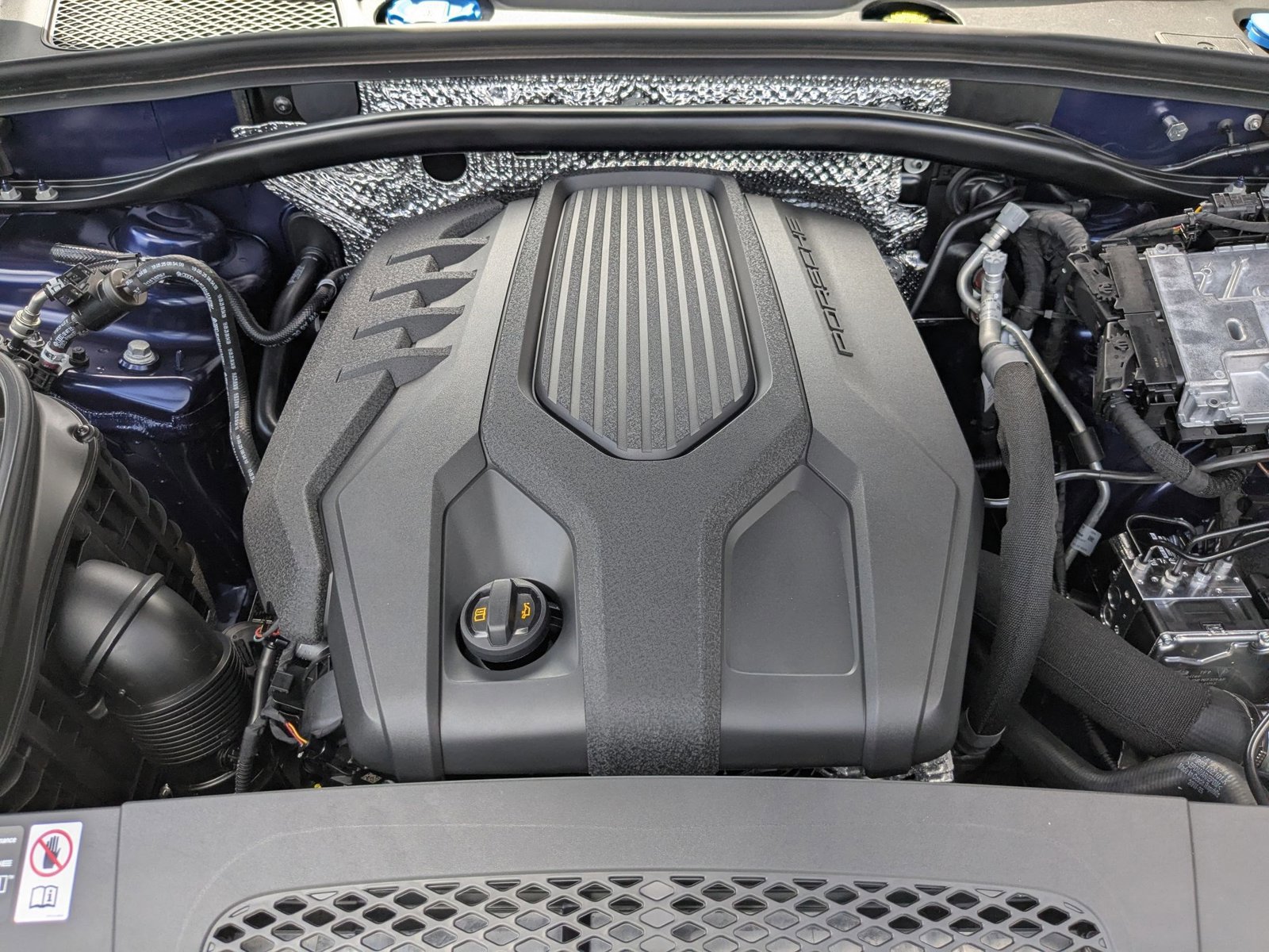 New 2026 Porsche Macan image 30