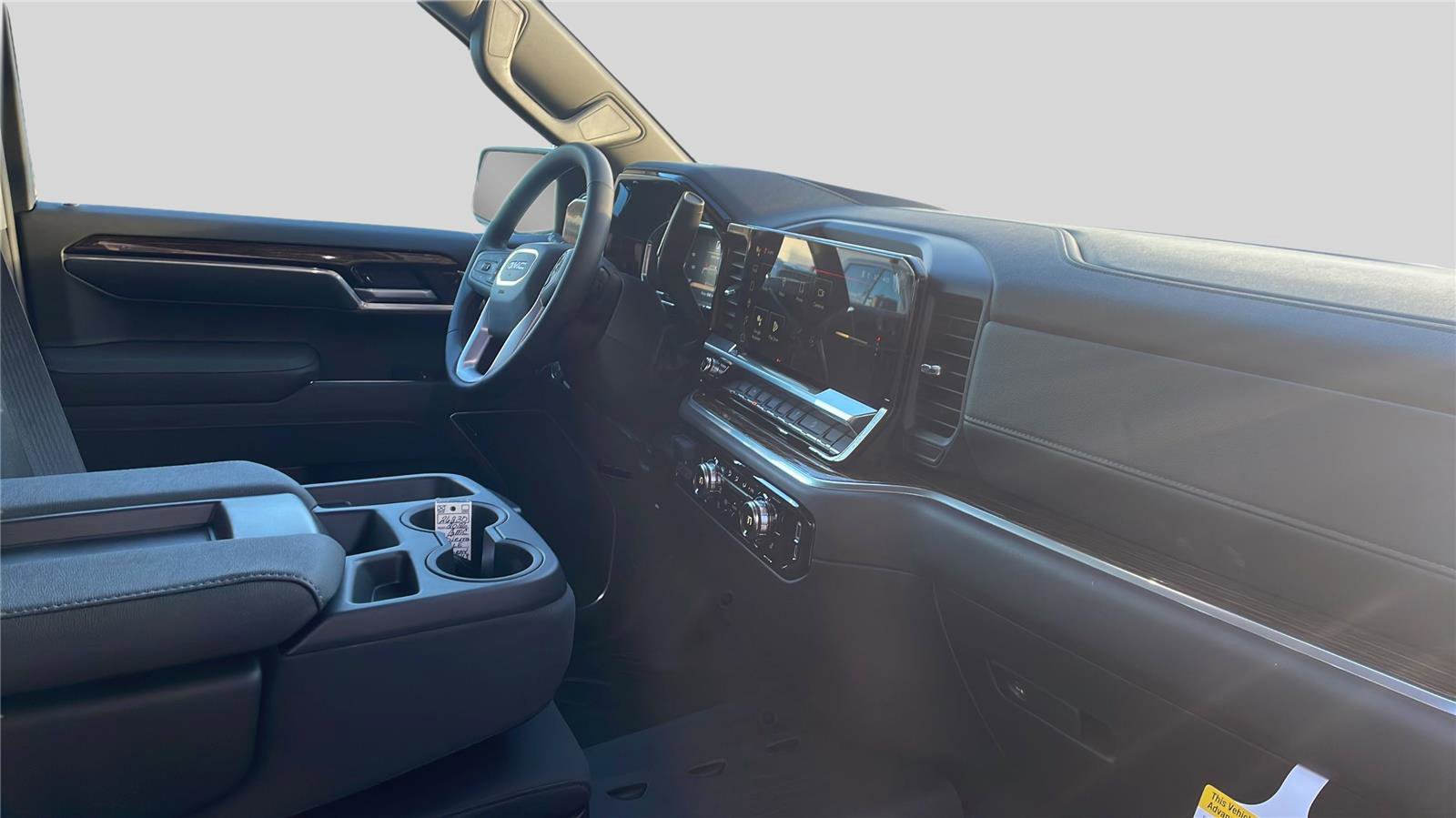 New 2026 GMC Sierra 1500 SLE image 21