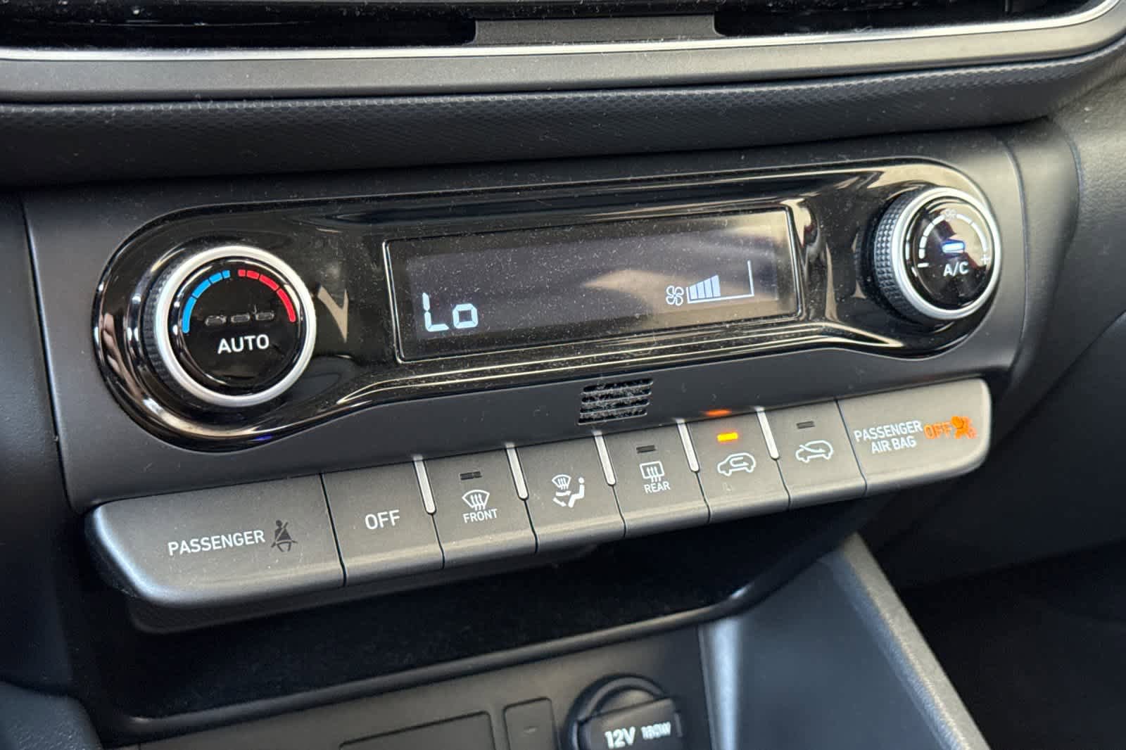 Used 2023 Hyundai Kona Limited w/ Cargo Package AWD/4WD image 23