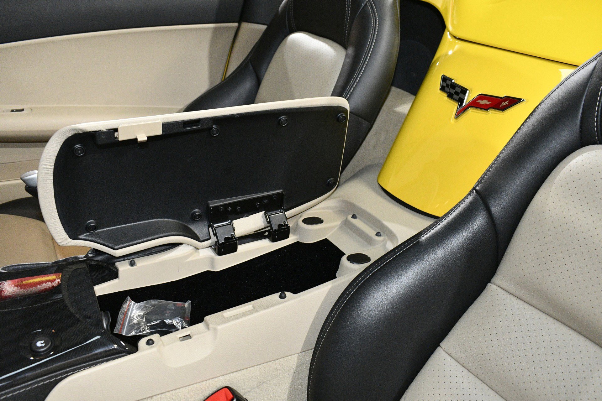 Used 2011 Chevrolet Corvette Grand Sport w/ Preferred Equipment Group image 42