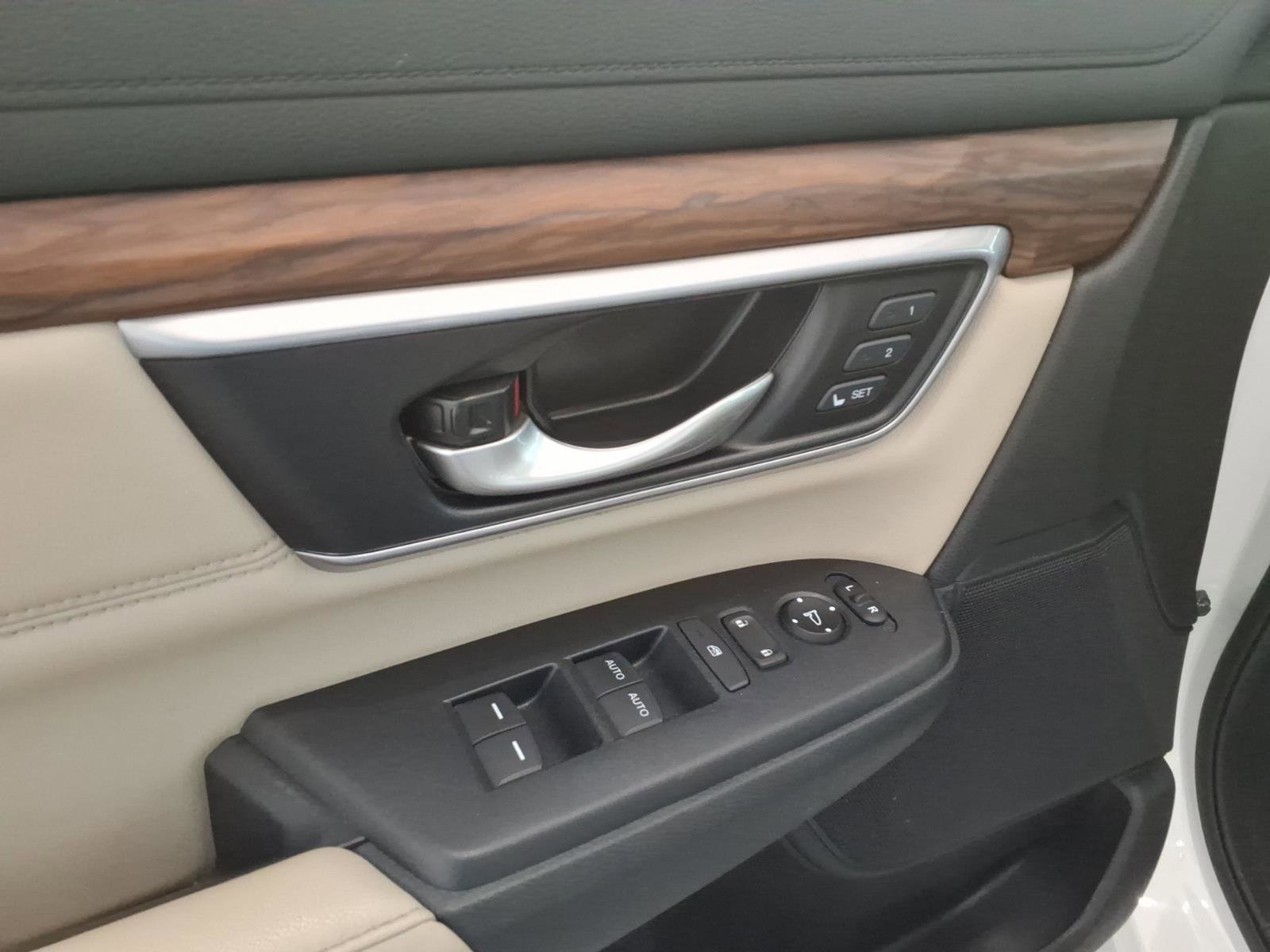 Used 2018 Honda CR-V EX-L image 12