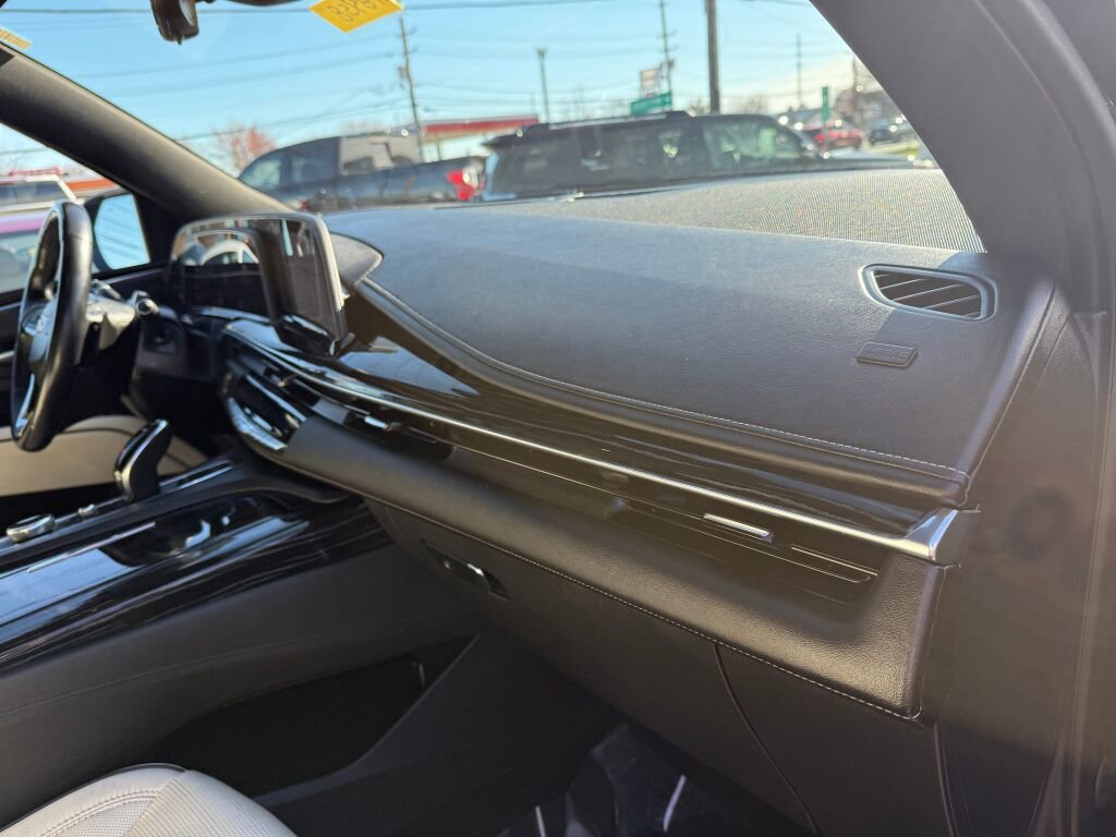 Used 2021 Cadillac Escalade ESV Sport w/ Driver Assist Tech Package image 32