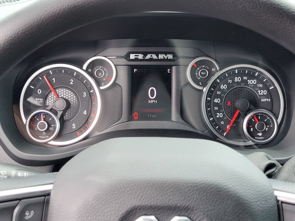 New 2026 RAM 2500 Tradesman AWD/4WD image 15