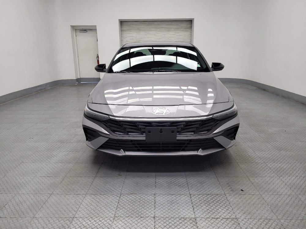 Used 2025 Hyundai Elantra Sport image 15