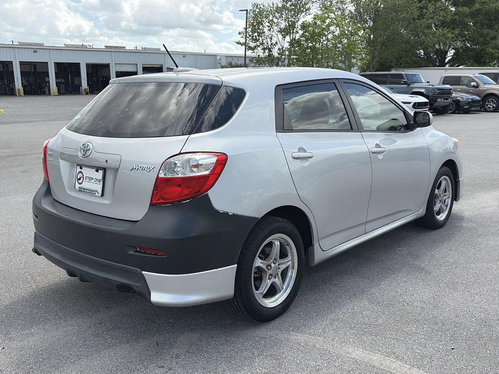 Used 2010 Toyota Matrix image 7
