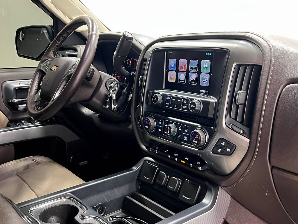Used 2018 Chevrolet Silverado 1500 LTZ Z71 w/ LTZ Plus Package AWD/4WD image 22