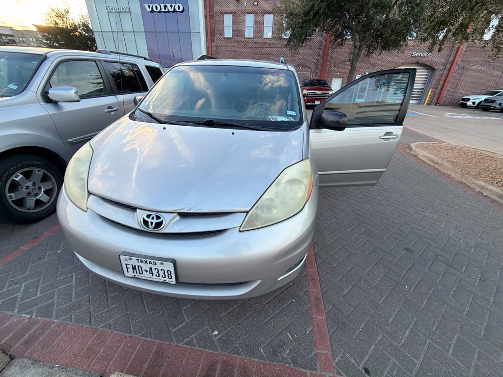 Used 2006 Toyota Sienna CE FWD image 19