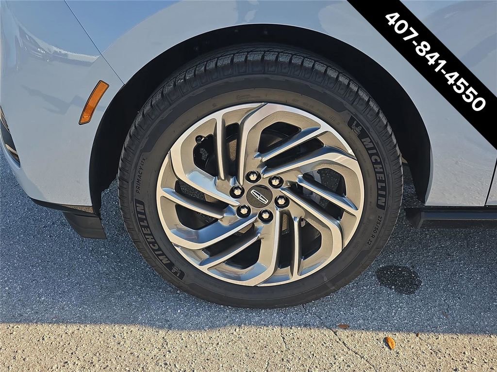 New 2026 Lincoln Navigator Reserve image 8