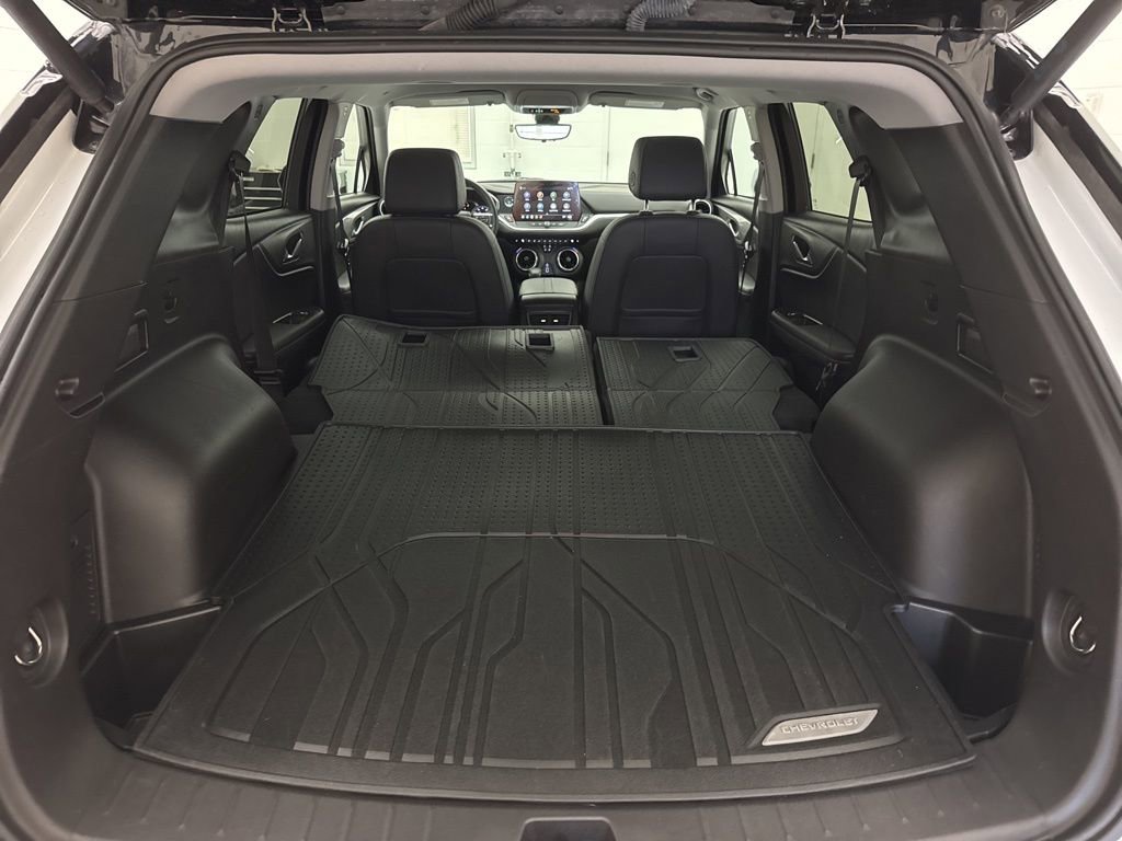 Used 2024 Chevrolet Blazer LT w/ Sound & Technology Package image 7