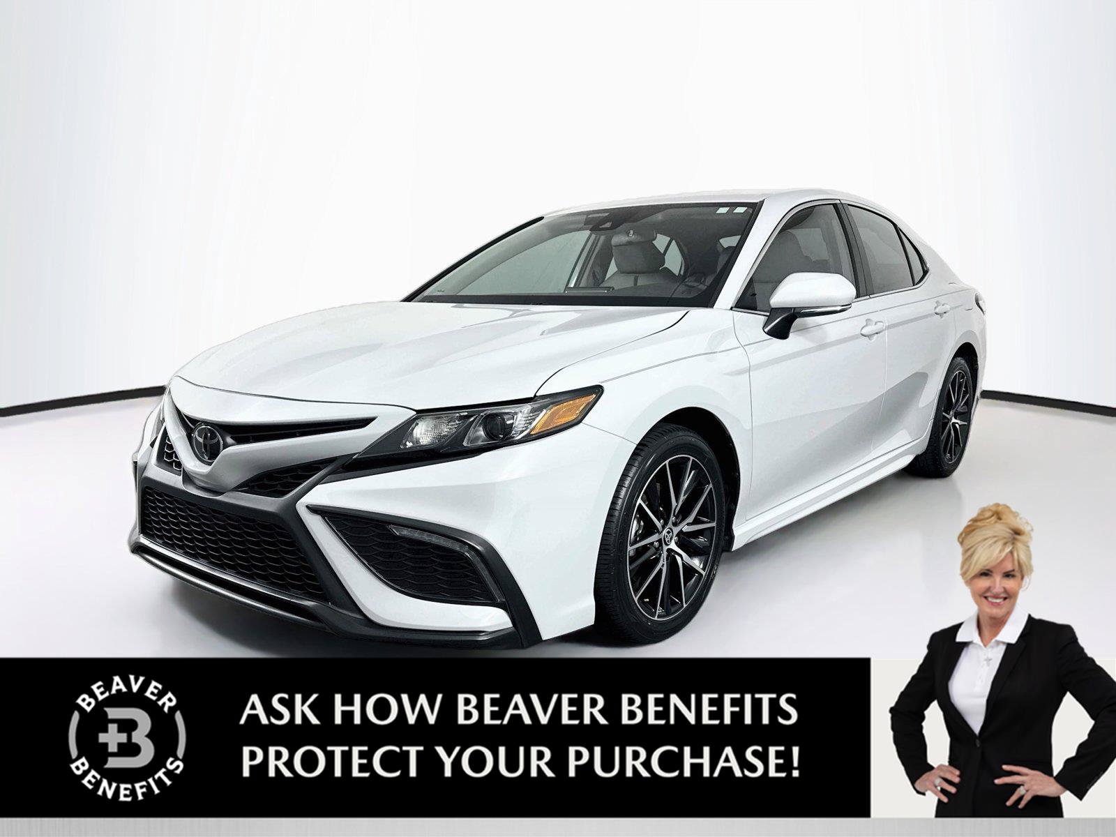 Certified 2024 Toyota Camry SE FWD image 1