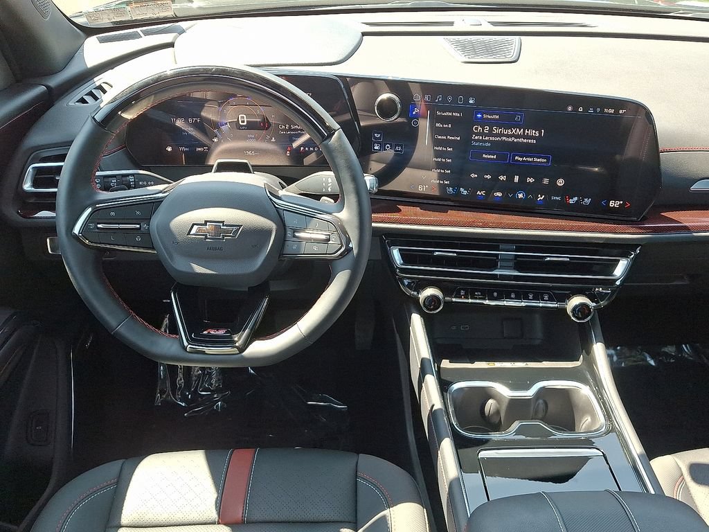 Certified 2025 Chevrolet Traverse RS AWD/4WD image 13
