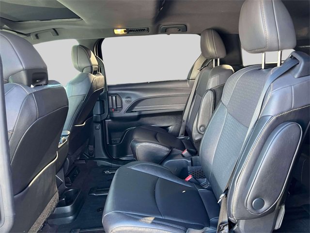 Certified 2024 Toyota Sienna XLE Woodland Edition image 15